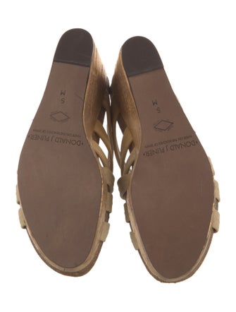 Donald Pliner Slides