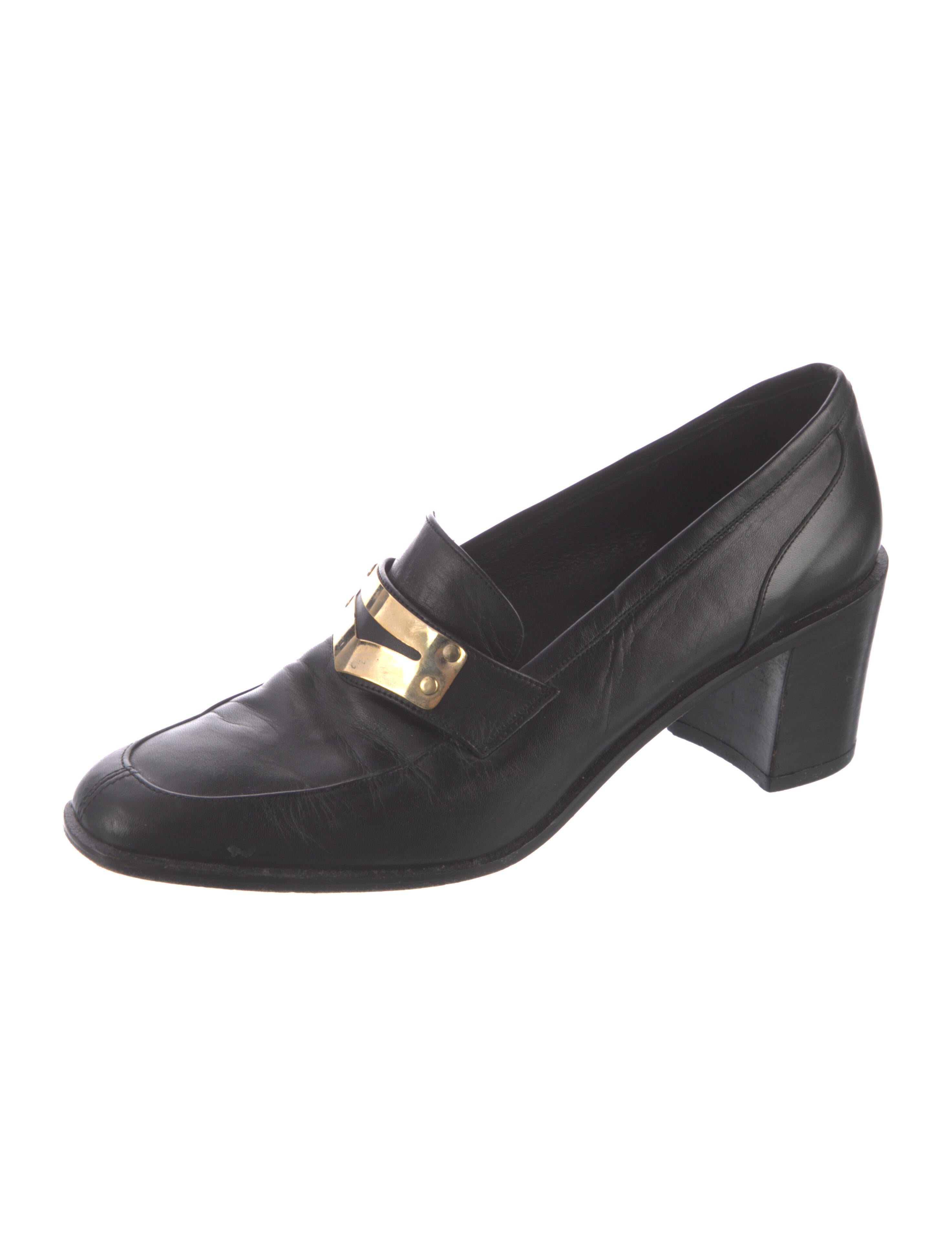 Donald Pliner Leather Pumps