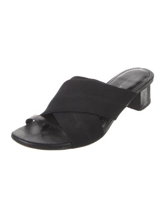 Donald Pliner Slides