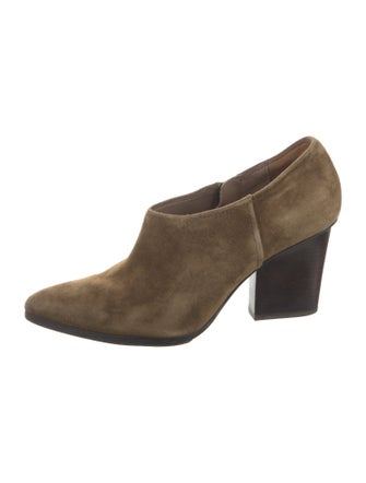 Donald Pliner Suede Boots