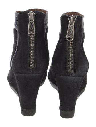 Donald Pliner Suede Boots