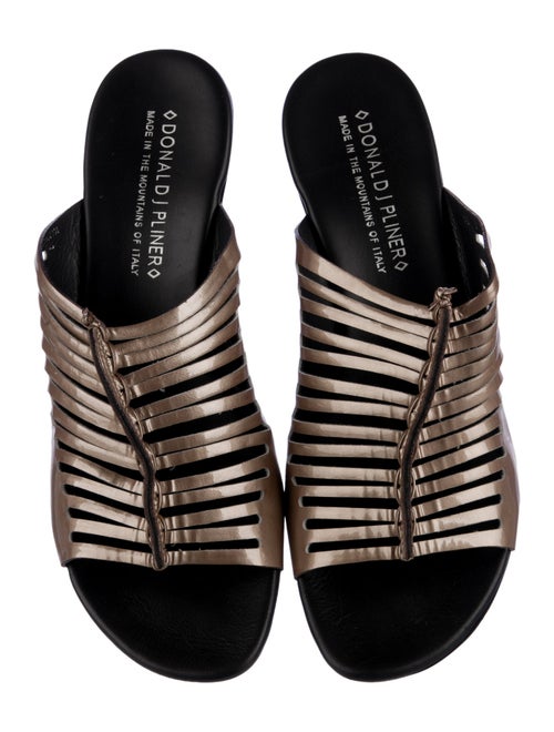 Donald Pliner Patent Leather Slides