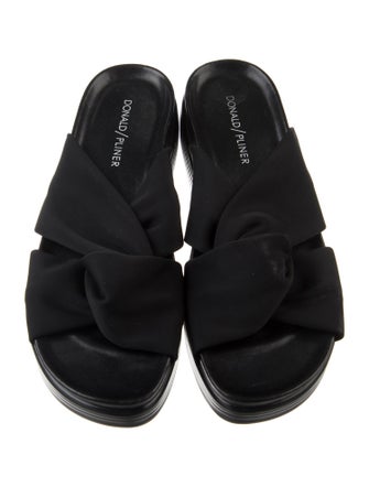 Donald Pliner Slides