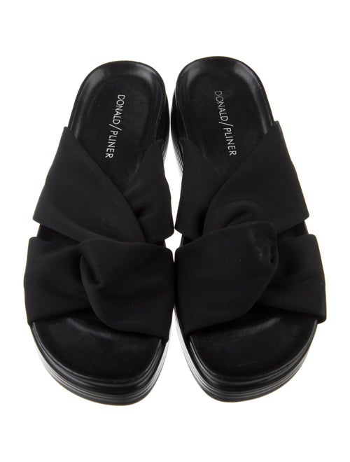 Donald Pliner Slides