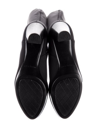 Donald Pliner Boots