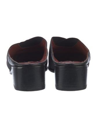 Donald Pliner Mules