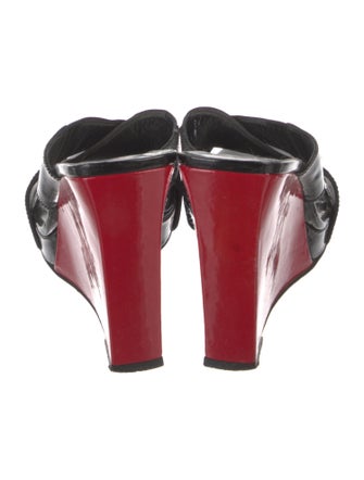 Donald Pliner Patent Leather Slides