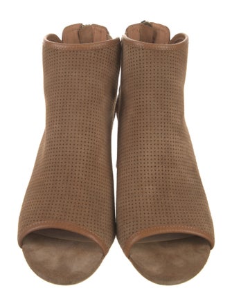 Donald Pliner Suede Boots