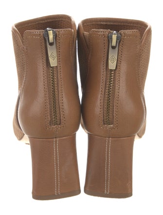 Donald Pliner Suede Boots