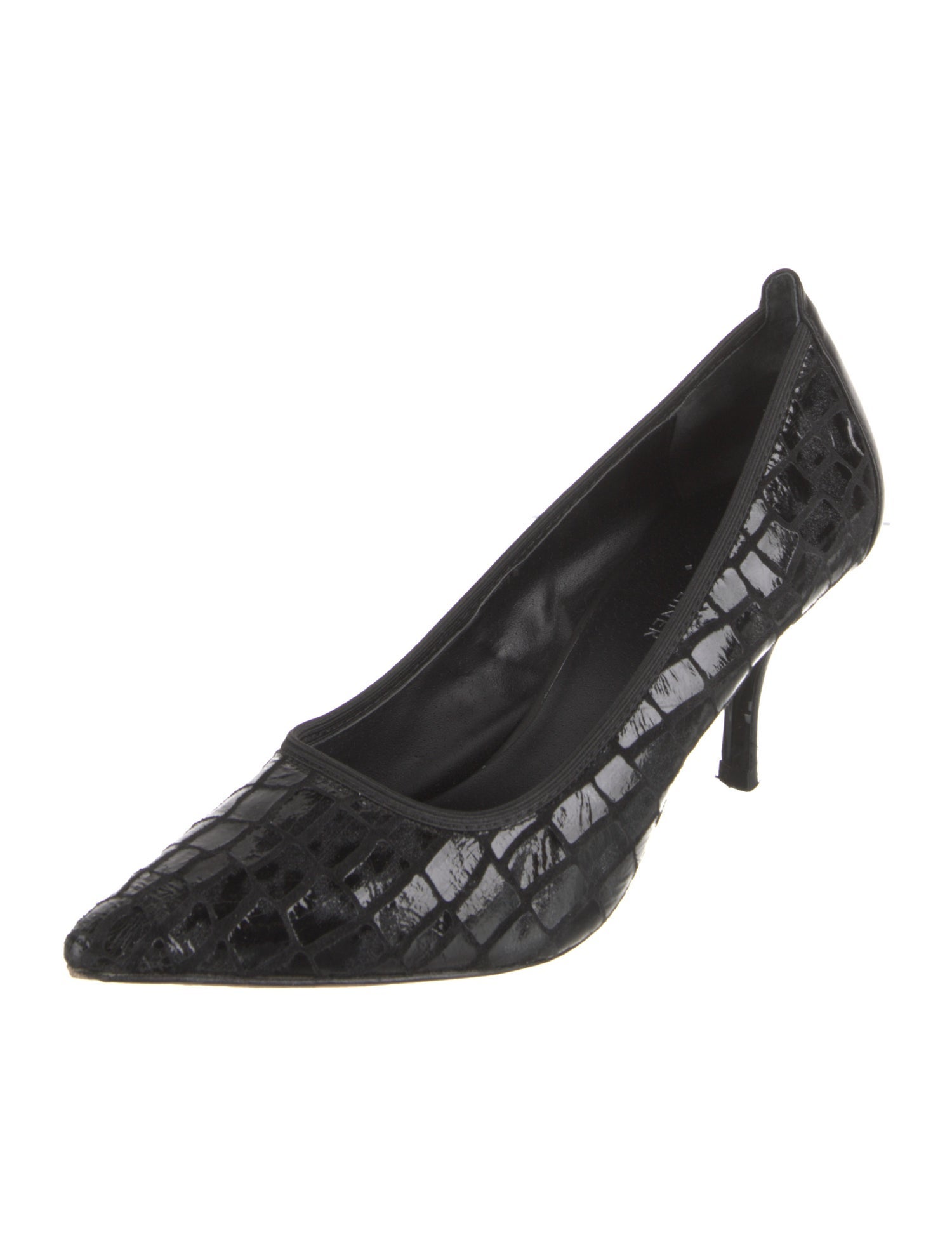 Donald Pliner Leather Pumps