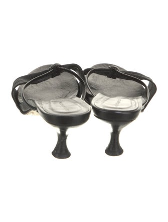 Donald Pliner Slides