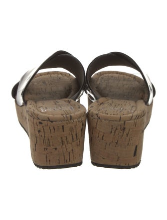 Donald Pliner Slides