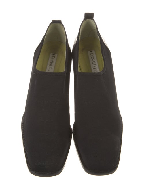 Donald Pliner Leather Trim Embellishment Pumps