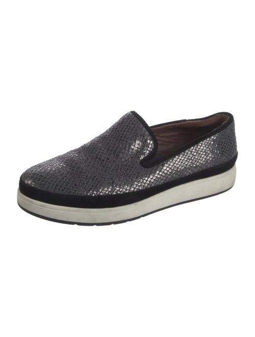 Donald Pliner Leather Flats