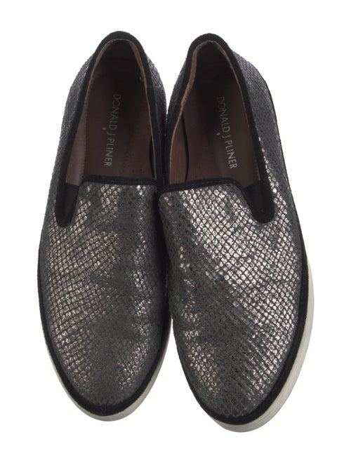 Donald Pliner Leather Flats