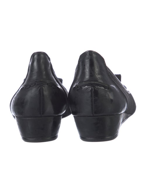 Donald Pliner Leather Flats