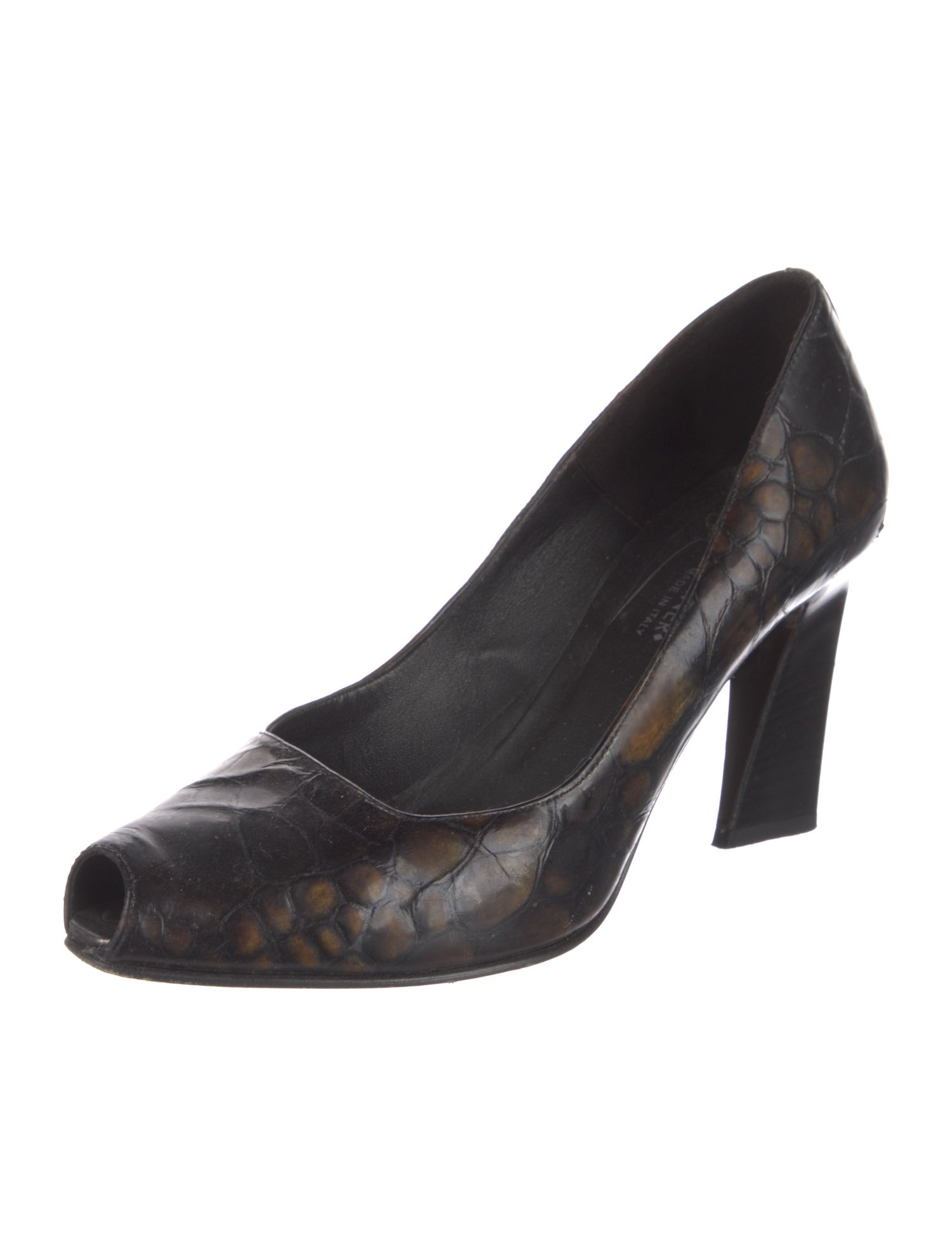 Donald Pliner Patent Leather Printed Pumps