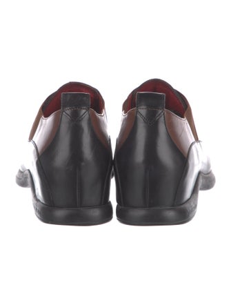 Donald Pliner Leather Oxfords