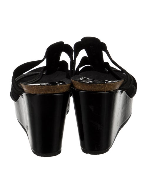 Donald Pliner Slides