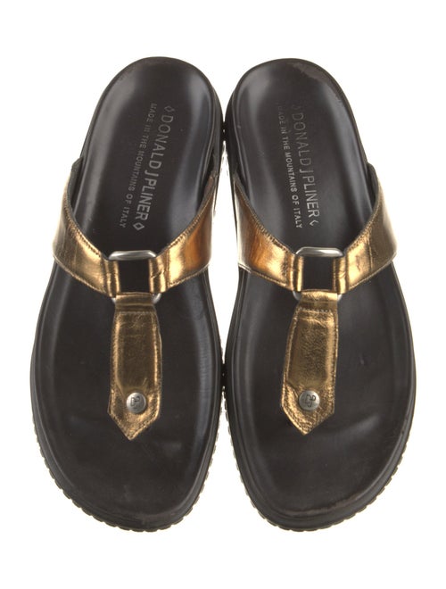 Donald Pliner Leather Flip Flops