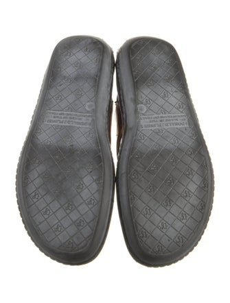 Donald Pliner Leather Flip Flops