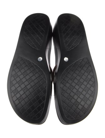 Donald Pliner Leather Slides