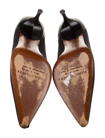 Donald Pliner Pumps
