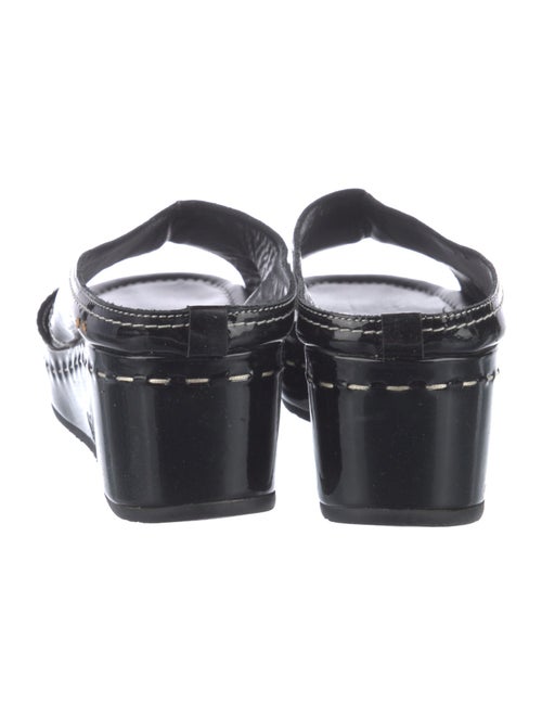 Donald Pliner Patent Leather Printed Slides