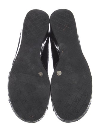 Donald Pliner Patent Leather Printed Slides