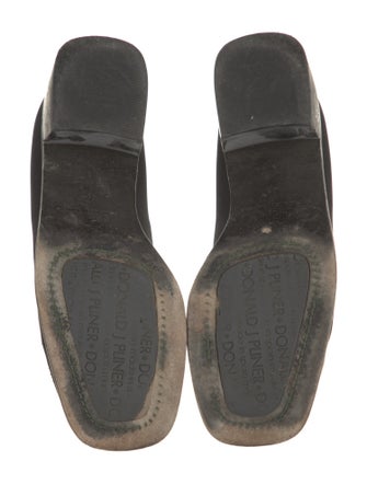 Donald Pliner Pumps
