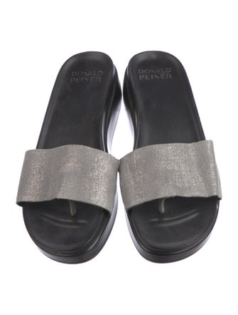 Donald Pliner Printed Slides