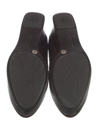 Donald Pliner Suede Loafers