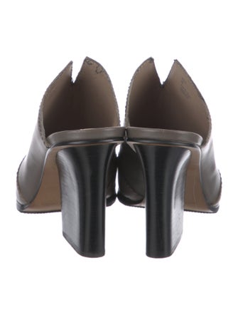 Donald Pliner Leather Mules