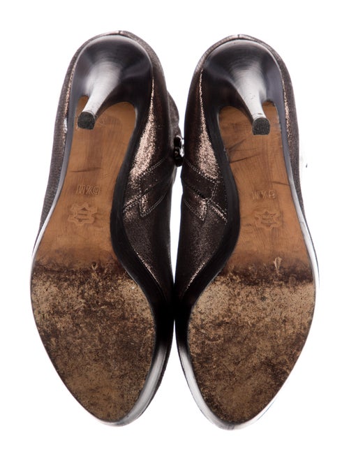 Donald Pliner Pumps