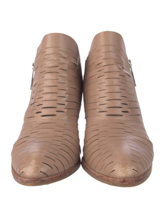 Donald Pliner Leather Boots