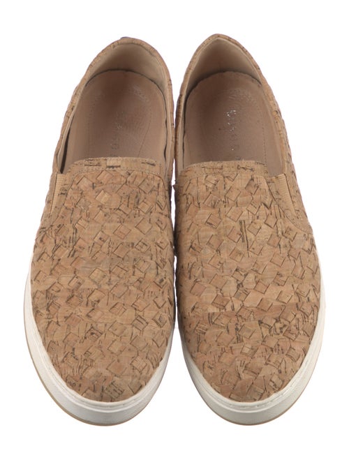 Donald Pliner Sneakers