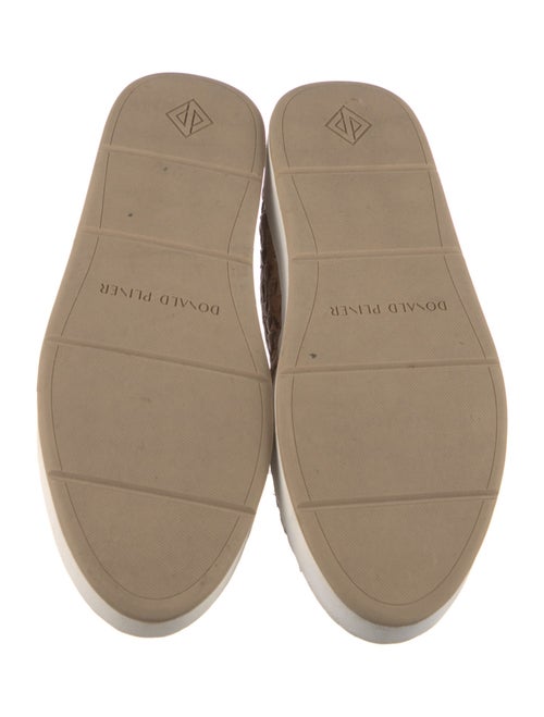 Donald Pliner Sneakers