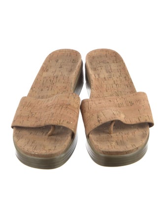 Donald Pliner Slides