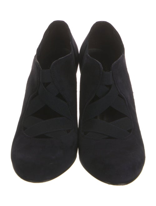 Donald Pliner Suede Pumps