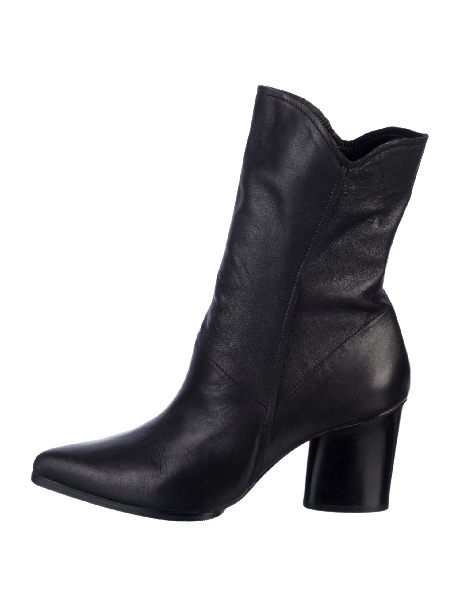 Donald Pliner Leather Boots