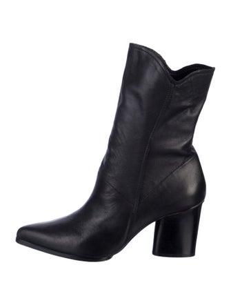 Donald Pliner Leather Boots