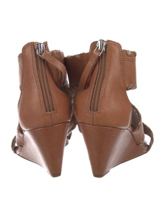 Donald Pliner Leather Whipstitch Trim Sandals