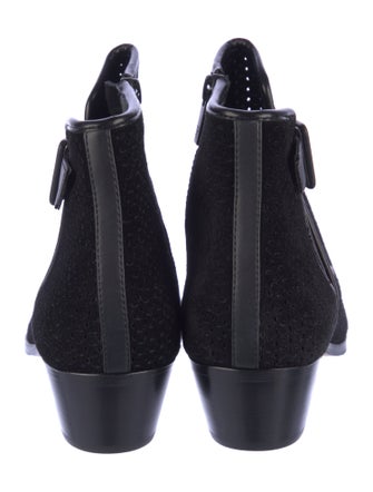 Donald Pliner Suede Boots