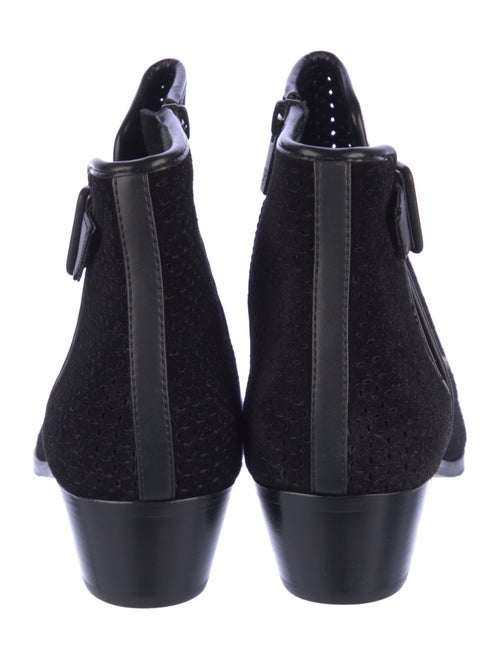 Donald Pliner Suede Boots