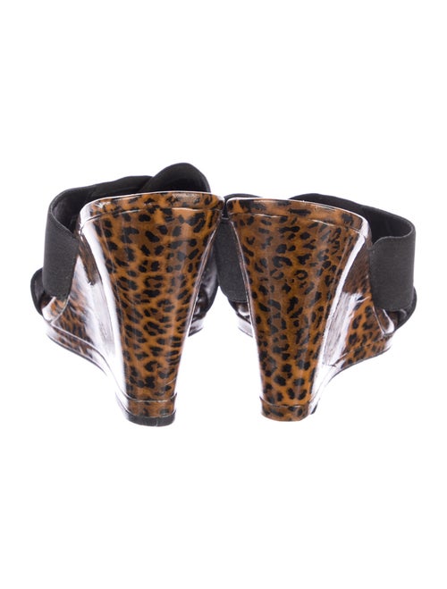 Donald Pliner Patent Leather Animal Print Slides