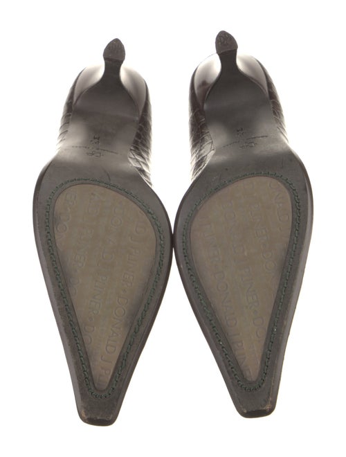 Donald Pliner Embossed Leather Pumps