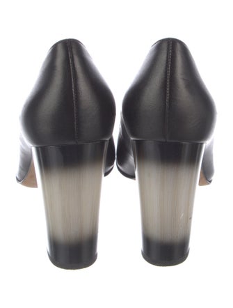 Donald Pliner Leather Pumps