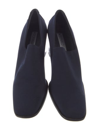 Donald Pliner Pumps