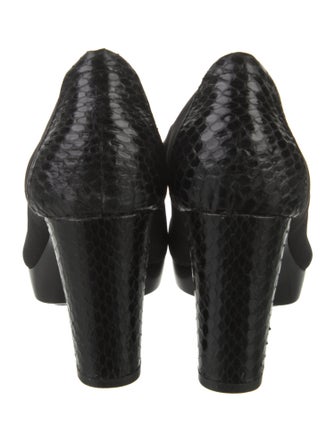 Donald Pliner Pumps