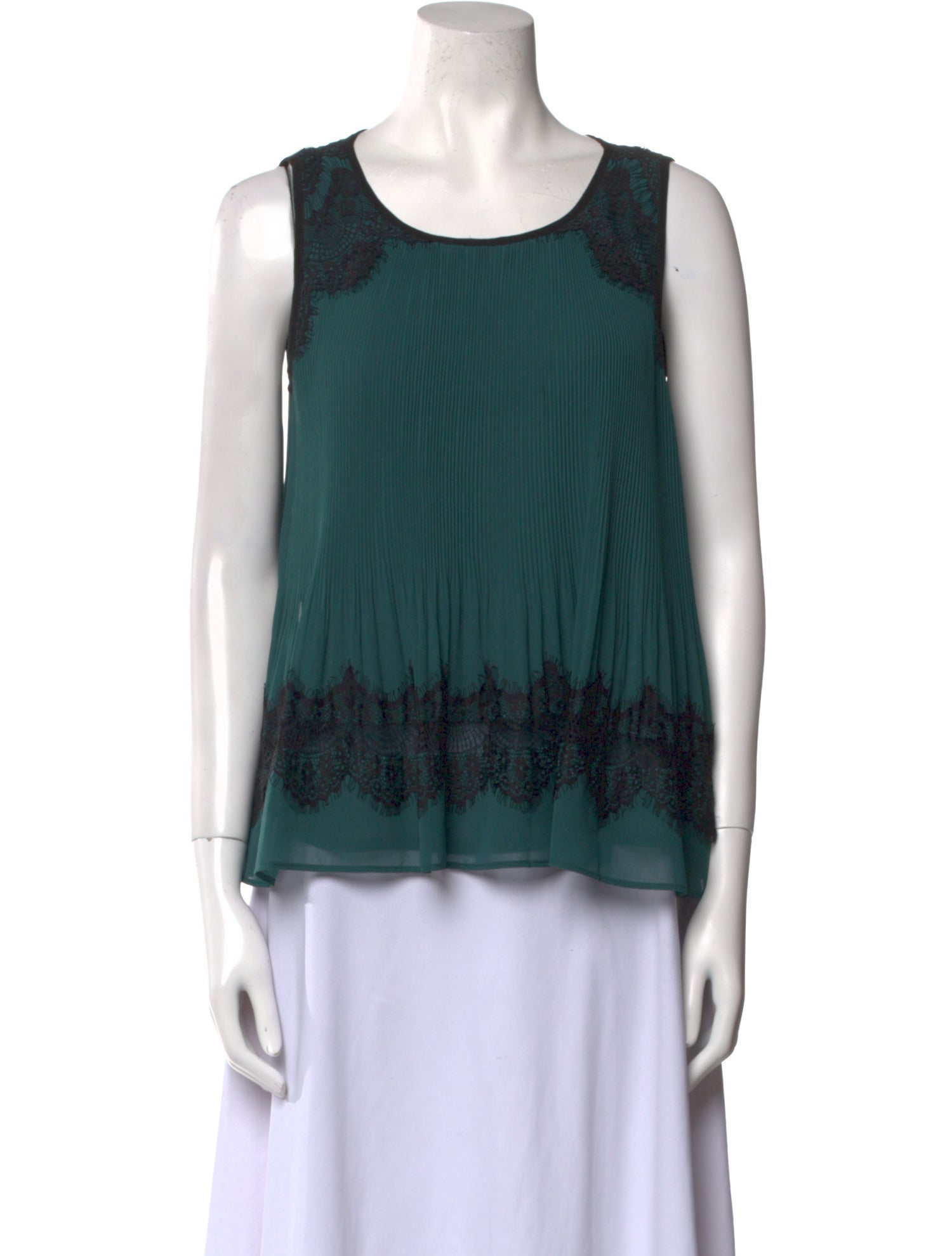 Darling London Scoop Neck Sleeveless Top